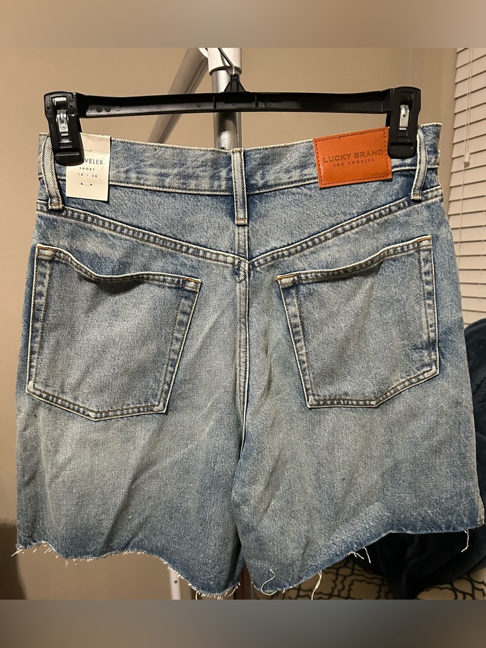 Lucky Brand Light Blue Relaxed Button-Fly Jeans - Picture 2 of 2